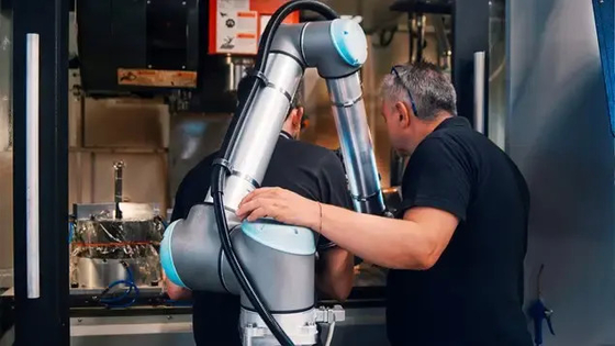 Roboter UR UR10 Cobot mit elektrischer Art kooperativer Roboter SMCs Greifer-3-Finger LEHS für die Palettierungsbehandlung