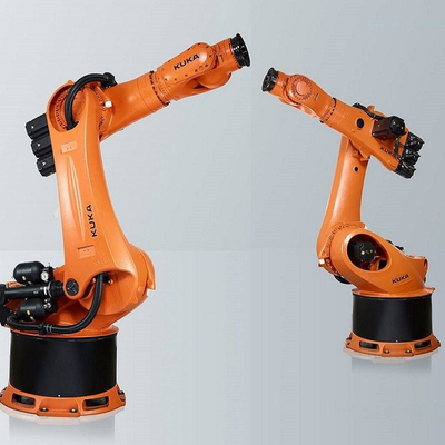 KUKA KR 360 R2830 Roboterarm Nutzlast 360 kg mit CNGBS-Bundesleitung für die Motorenmontage als Pick-and-Place-Maschine
