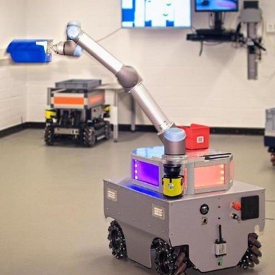 Kollaborationsroboter UR 16e mit 16 kg Nutzlast mit Vakuumsuctionsbechern des Manipulators als Cobot