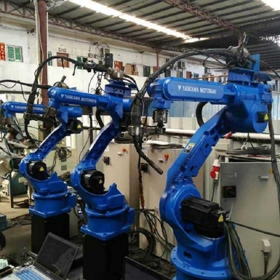 YASKAWA Roboter AR1440 mit 1440MM Reichweite als 6-Achsen-Roboterarm mit CNGBS-Roboter-Positionierer für Schweißmaschine