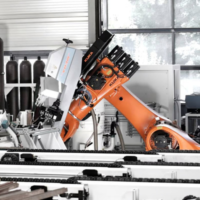 KUKA Industrial Robot Arm KR 470-2 PA Palletizing Robot mit CNGBS Führungsschiene für die Fabrik als Palettenmaschine