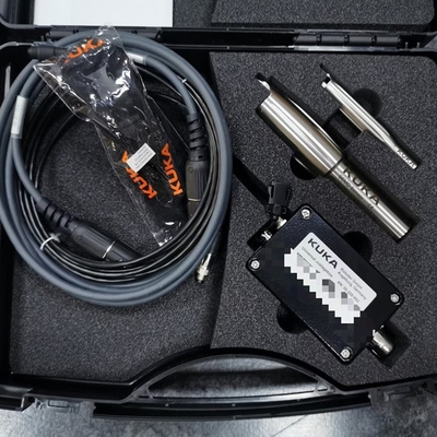 KUKA Roboterteile des SEMD/MEMD-Mastering-Sets 00-228-936 als Roboterzubehör für KUKA mit Roboterarm