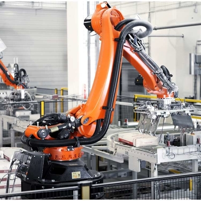 Kuka Roboterarm 6 Achse KR 10 R1420 mit CNGBS Roboterleitbahn für die Handhabung von Industrierobotern