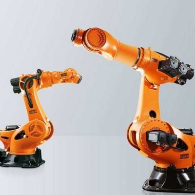 6 Achsen Roboterarm KR 20 R1810 mit CNGBS-Roboter-Kleidung für die Handhabung als Kuka-Industrie-Roboter