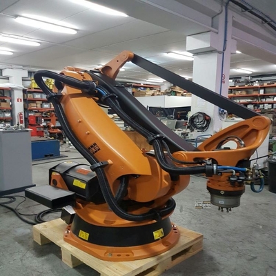 Palletierungsroboterarm 5 Achsen Kuka KR 180 PA mit CNGBS-Roboterleitbahn für den Palletierungsroboter