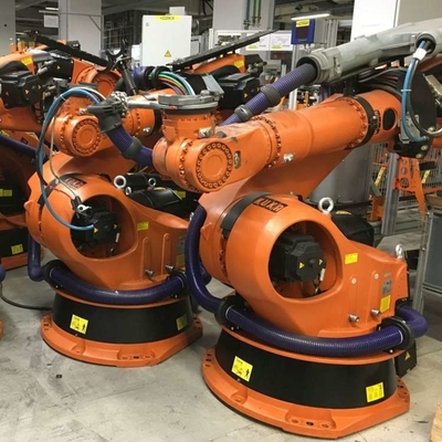 6 Achsen Roboter-Schweißarm Kuka KR 210 R2700-2 mit CNGBS-Schweißpositionierer für Schweißroboter