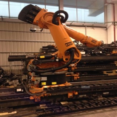 Kuka Roboterarm 6 Achsen KR 360 R2830 mit CNGBS-Robotergreifer für automatisierten Pick-and-Place-Roboter