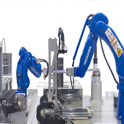 6 Achsen Pick And Place Roboterarm Yaskawa GP8 mit CNGBS-Robotergriff für Materialhandhabungsroboter