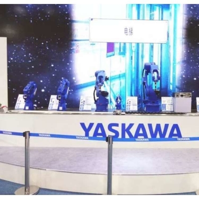 6 Achsen Roboterarm Yaskawa GP12 mit CNGBS-Sicherheitszaun für die automatisierte Handhabung als Universalroboter