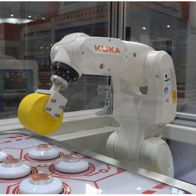 Kuka Roboter Preis LBR Iiwa 7 R800 mit CNGBS Roboter Gripper für die Handhabung als kollaborative Roboter