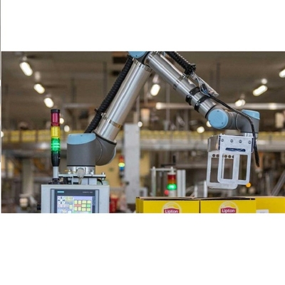 Kollaborativer Roboterarm UR 10e von 6 Aixs Cobot mit 10 kg Nutzlast mit Roboterdeckel für das Schweißen