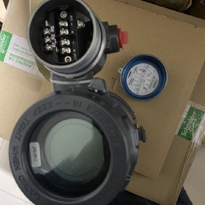Emerson Fisher FIELDVUE DLC3100 Digitaler Level Controller mit chinesischem Level-Transmitter für Verpackungskompressoren