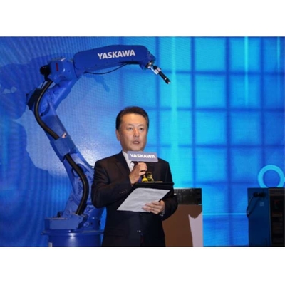 6 Achsen Roboterarm Yaskawa GP12 mit CNGBS Schleifkopf und Zaun für CNC-Schleifroboter