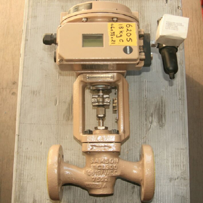 Samson 3241 Steuerventil und 3271-750 Quadratzentimeter pneumatischer Aktor mit 3730-4 Ventilpositionierer
