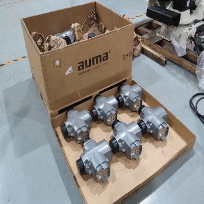 Die Ausrüstung ist mit AUMA-Elektroventilen SA 07.2 - SA 16.2 und SA 25.1 ausgestattet.