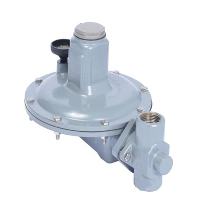 Erdgasventilschleifer mit Emerson Fisher T205/T205M-Regelern und WIKA-Druckmessgerät