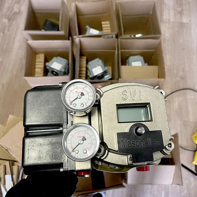 Gerade Winkel-Typ Top Guide Ventil mit Masoneilan SVI2 Ventil Positionierer und 78-40 Regulator geeignet für die elektrische Energie