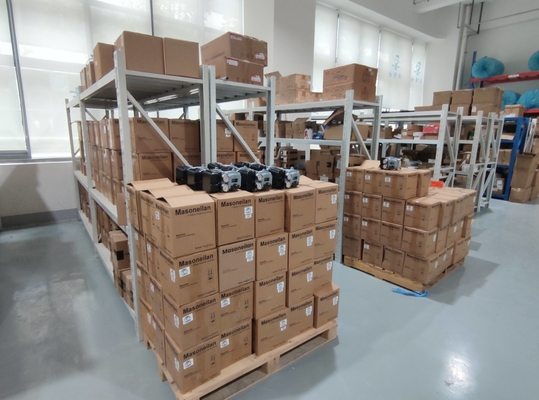 Chinesisches Geradewinkel-Top-Leitventil mit Masoneilan-Ventilpositionierer SVI2