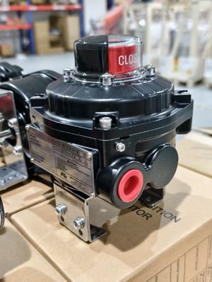 Dreiwege-Regelventil mit HART-Kommunikation 20-100 Psi