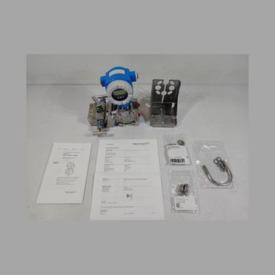 Drucksenkende und Temperaturstation mit einem Endress+Hauser Deltabar Proline Prowirl R200 Wirbeldurchflussmesser und einem PMD75B-Drucktransmitter.
