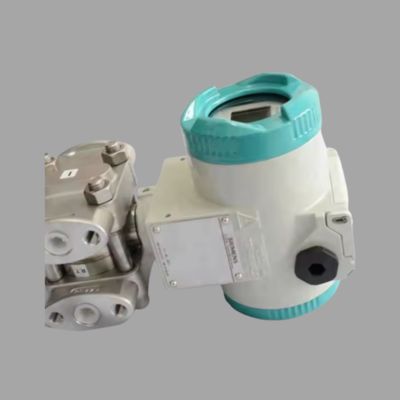 Siemens SITRANS 7MF4433-1DA02-2AB6-Z Drucktransmitter, SITRANS FX330 Wirbeldurchflussmesser und Ventilschalter