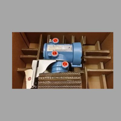 Druckreduzier- und Entspannungsstation mit einem Micro Motion F100A Coriolis-Durchflussmesser und einem integrierten Transmitter 1700 | 2700