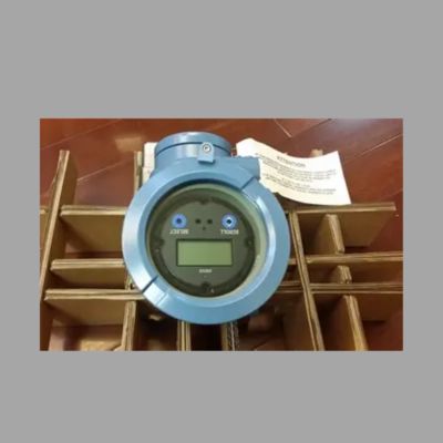 Druckreduzier- und Entspannungsstation mit einem Micro Motion F100A Coriolis-Durchflussmesser und einem integrierten Transmitter 1700 | 2700