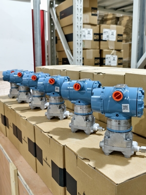 Rosemount 3051 Druckmessumformer 137,89 bar Bereich mit 10-Jahres-Strommodul