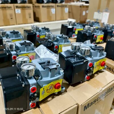 Rotork Fairchild T7800 I/P Wandler + Masoneilan SVI2 AP/SVI2 Serie SVI2AP-22123111 doppeltwirkender intelligenter Ventilpositionierer, auf Lager.