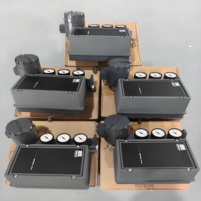 Fisher 3620J Single-Acting Electro-Pneumatic Positioner with 4-20 mA DC Signal and Corrosion Resistant Design