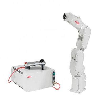 Das ABB IRB1200 des Roboterarmes mit 6 Achsen mit flexiblem und Funktions als kleinem Industrieroboter für das Schweißen und die Übergebung
