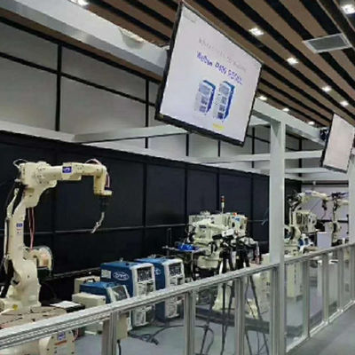 Achse schweißender Roboter OTCs FD-B4S 7 Roboterarm schweißenden playload 4kg und Reichweite 1.4m als mig-Schweißensroboter
