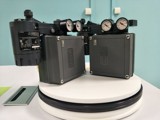 Stellwerk des elektropneumatischen Ventil-Fisher3582 mit Schieben-Stamm-Regelventil-Versammlungen
