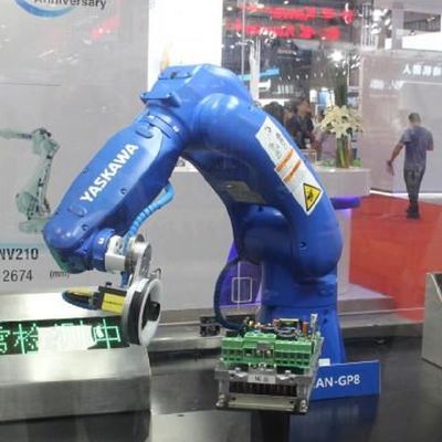 Hochgeschwindigkeitstriebwerk- vollst.Industrieroboter GP8 mit Roboterdem arm der Nutzlasten-8KG als Auswahl-und Platz-Maschine