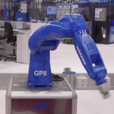 Hochgeschwindigkeitstriebwerk- vollst.Industrieroboter GP8 mit Roboterdem arm der Nutzlasten-8KG als Auswahl-und Platz-Maschine