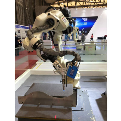 6 Achsen-automatischer schweißender Roboter OTC FD-B6 mit Schweißgerät DM350 Mig