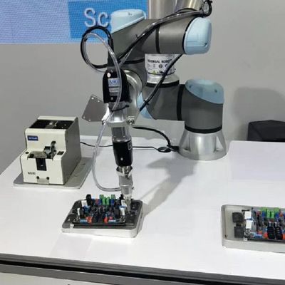 Leichter Cobot-Roboter UR 5e mit Manipulator der Nutzlasten-5KG als Roboter kooperativ für Auswahl-und Platz-Maschine