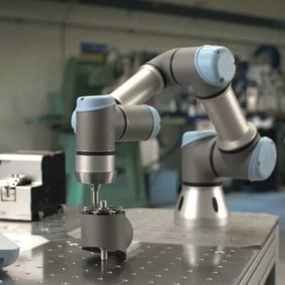Automatische Roboterbe- und entladungs-Auswahl des arm-6 der Achsen-UR5e und Platz-Roboter
