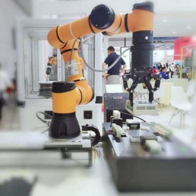 Auswählen und Platzieren von Robotern AUBO I10 Cobot Roboterarm 6 Achse zum Handeln als kollaborativer Roboter
