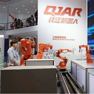 Achsen-Roboterarm Montageroboter-Chinas QJR6S-1 6 für Roboterversammlung