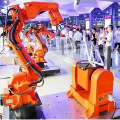 Automatischer Schweißroboter QJR6-1400H mit CNGBS-Schweißpositionierer für intelligenten Schweißroboter