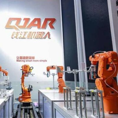 6 Achsen Roboterarm QJRP6-2 mit hoher Geschwindigkeit für die Automation der Montagelinie als Handling-Roboter