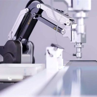 Desktop Roboterarm 4 Achsen MG400 Roboter China mit CNGBS Roboter Gripper als kollaborativer Roboter