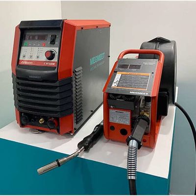 MIG-Schweißmaschine Artsen CM500 II mit CNGBS-Roboterarm für Schweißroboter CO2
