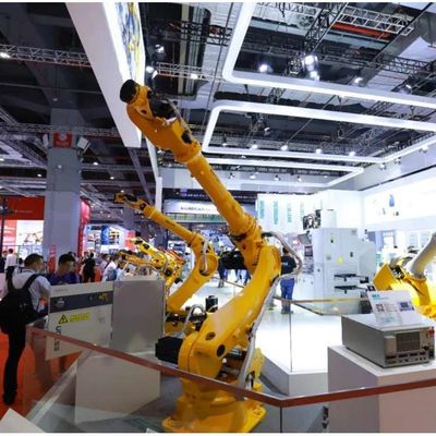 Behandlung der Roboterachse ER10-600-SR des arm-4 für den Materialtransport als Scara-Roboter