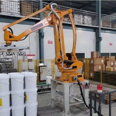Industrieller Roboterarm ER60-2000-PL mit CNGBS-Reiniger für den Umgang mit und die Palletierung von Robotern