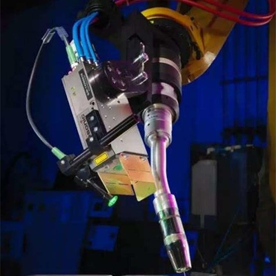 Luftgekühlte Schweißfackeln SR-9/SR-9V/SR-9FX mit Roboterarm zum Schweißen als Tig-Schweißfackel