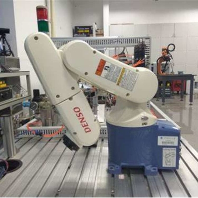 Universaler Roboterarm 6 Achse VS-068/087 mit CNGBS Robotergriff für die Handhabung als Industrieroboter