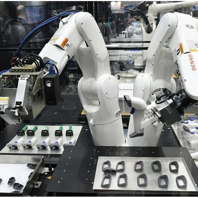 Universaler Roboterarm 6 Achse VS-068/087 mit CNGBS Robotergriff für die Handhabung als Industrieroboter