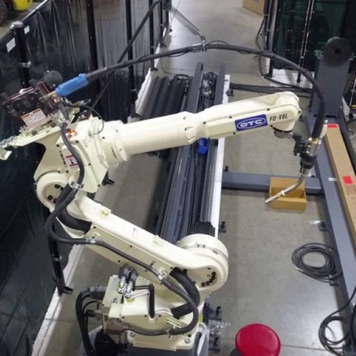 Schweißmaschinen DM500 Gewicht 51 kg mit Roboterarm für Schweißstationsautomatisierung